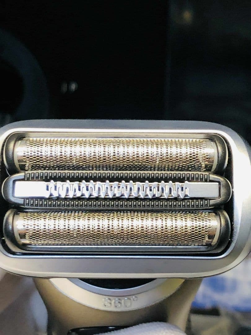 【小麦粉@】ブラウン シリーズ7 72-C7650cc電気シェーバー