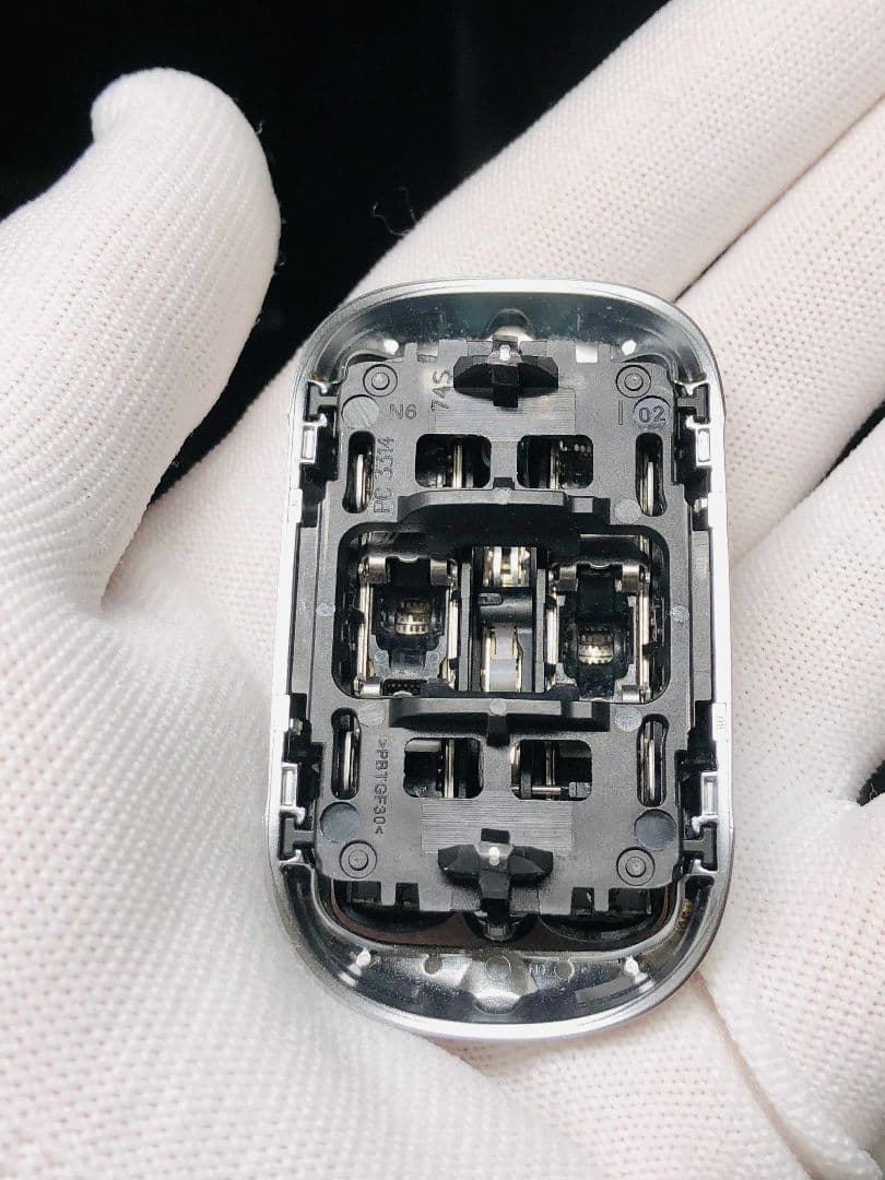 【小麦粉@】ブラウン シリーズ7 72-C7650cc電気シェーバー