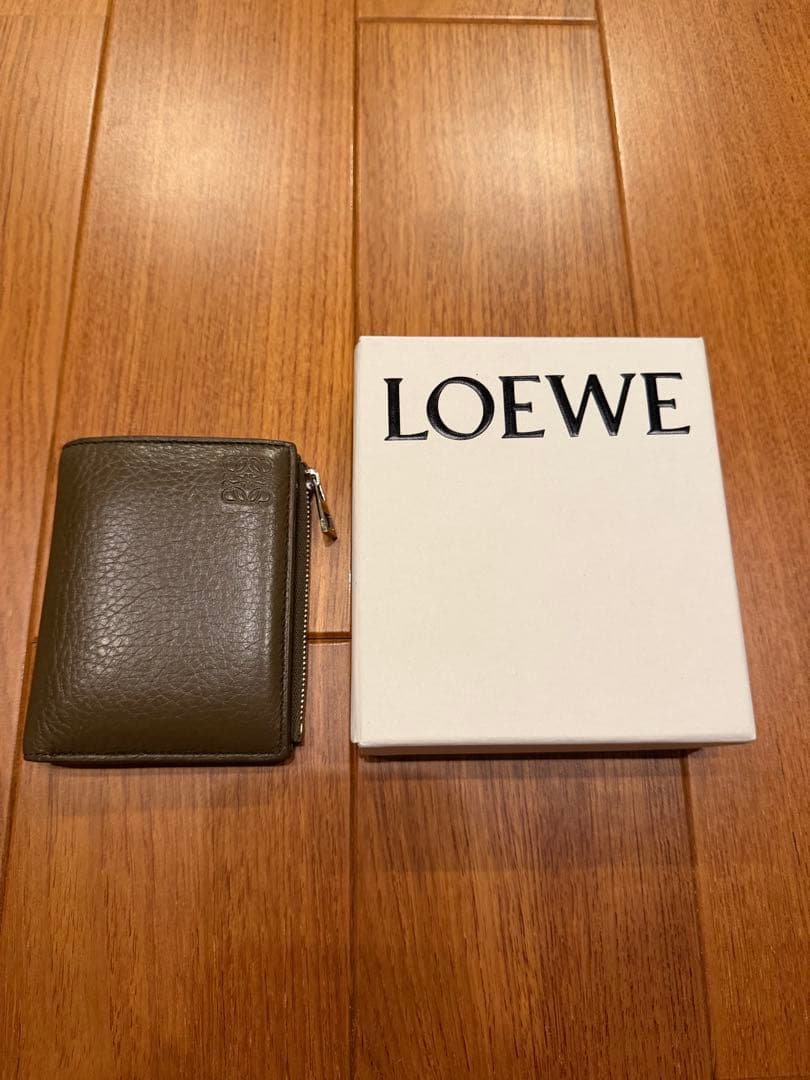 LOEWE スリムコンパクトウォレット