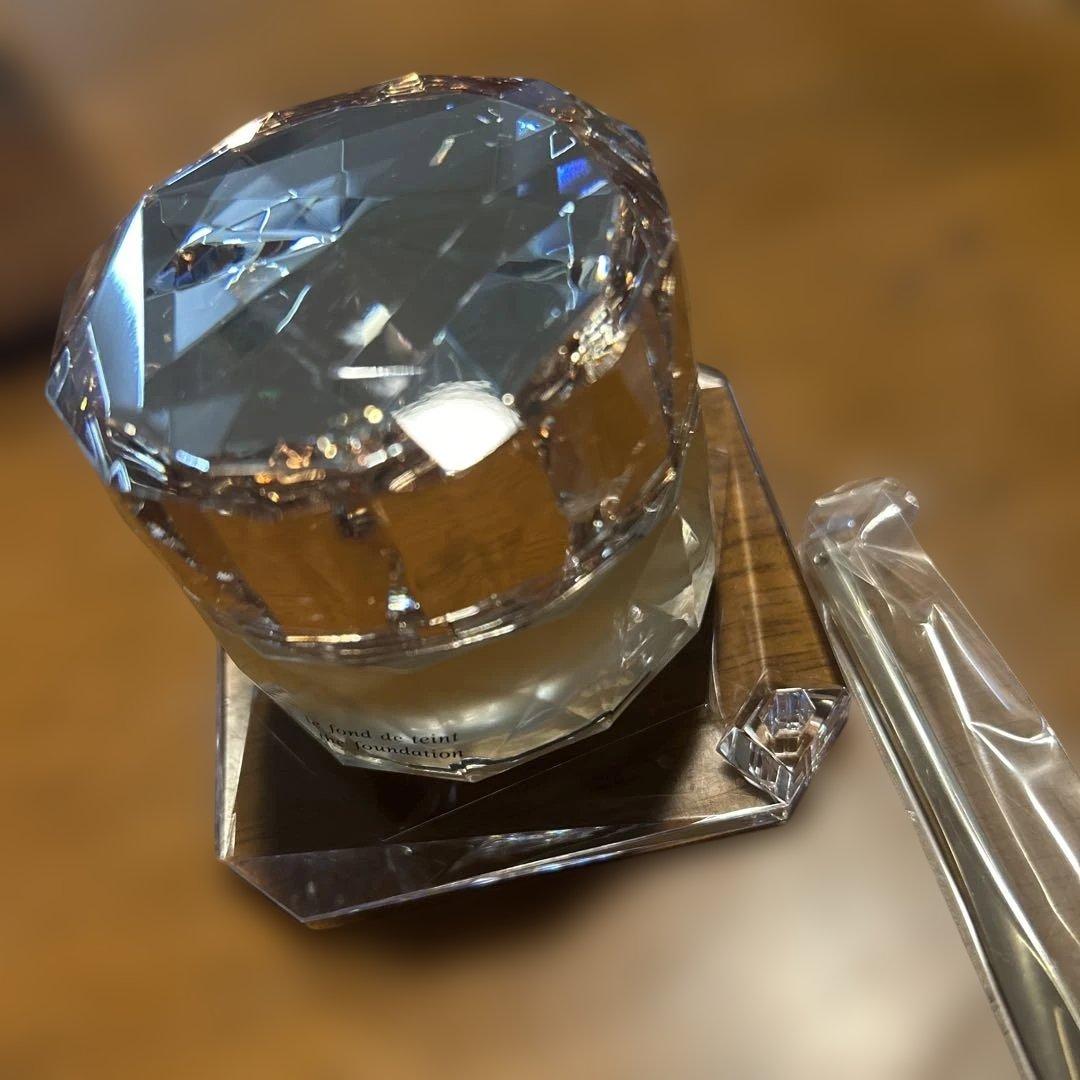 【新品未使用極美品】クレドポーボーテ　ルフォンドゥタンオークル30