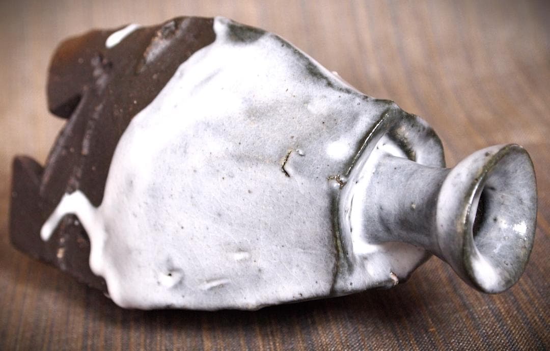 人気作家★隠崎隆一【師：人間国宝　伊勢崎淳】★白釉徳利