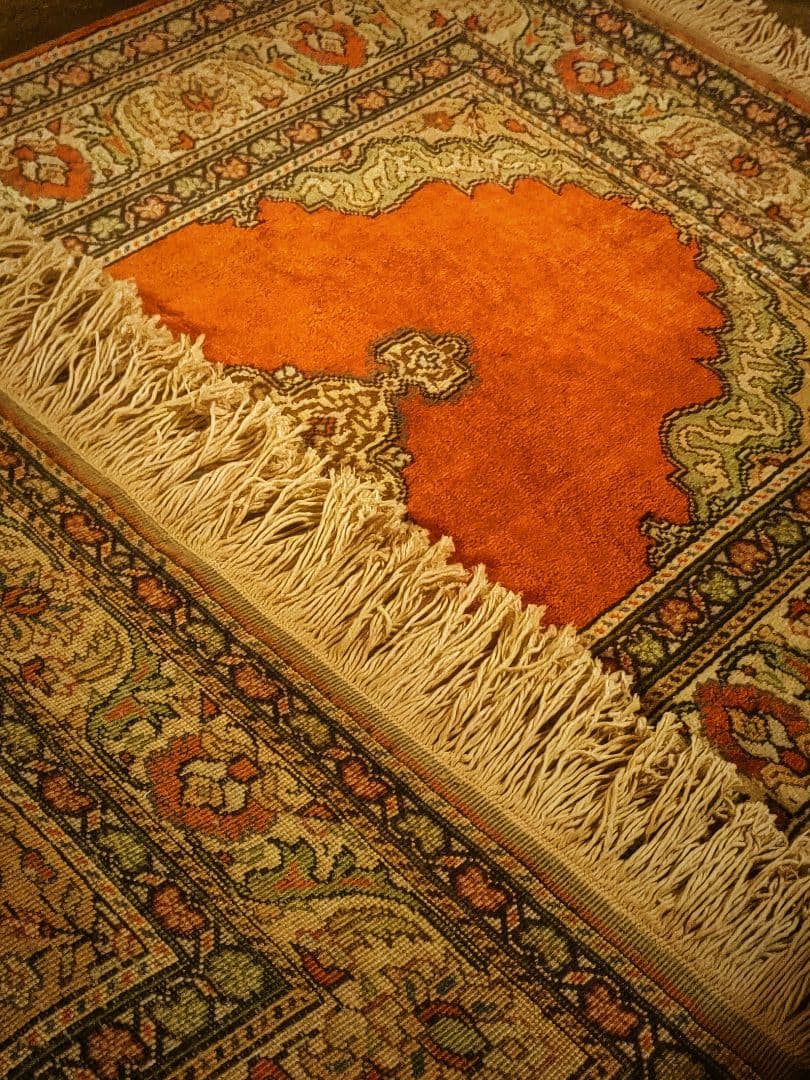 【衛生☆美品☆極上品】シルク製ペルシャ絨毯　ビンテージラグ