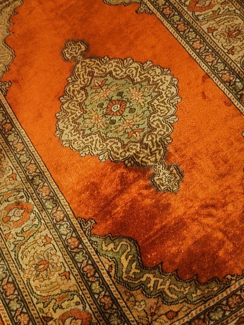 【衛生☆美品☆極上品】シルク製ペルシャ絨毯　ビンテージラグ