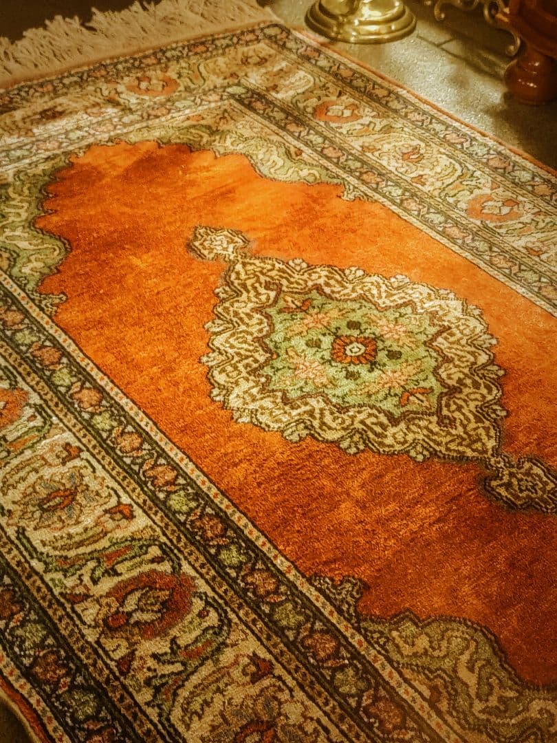 【衛生☆美品☆極上品】シルク製ペルシャ絨毯　ビンテージラグ