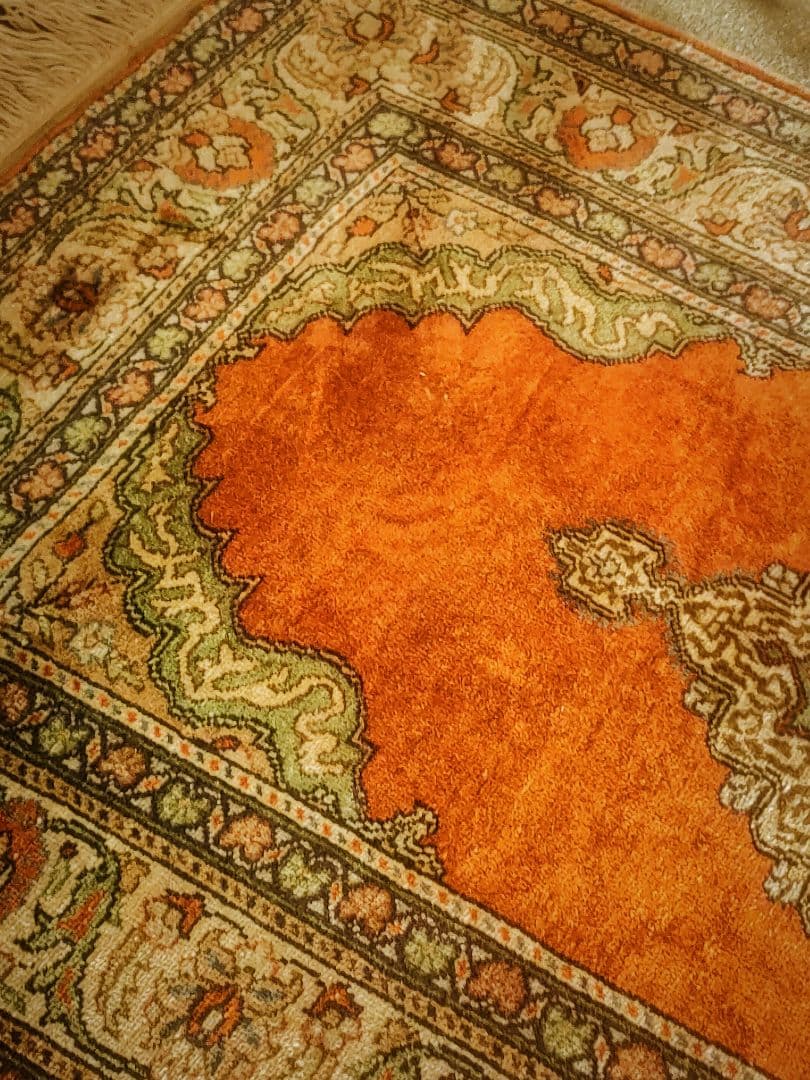 【衛生☆美品☆極上品】シルク製ペルシャ絨毯　ビンテージラグ