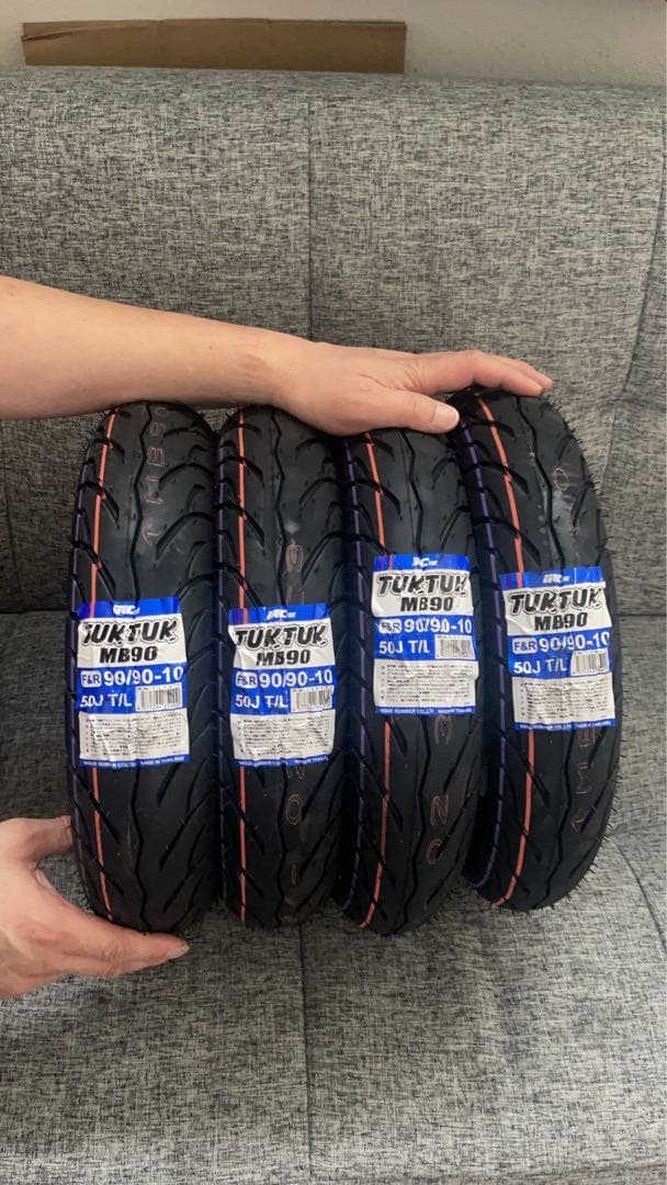 TUKTUK MB90 90/90-10 タイヤ 4本セット