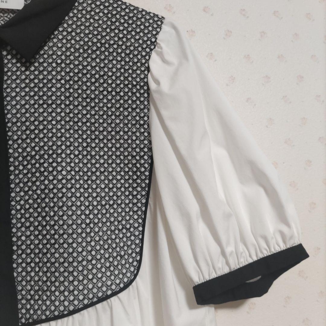 【新品未使用】白黒エンブロイダリーコンビショートスリーブブラウス