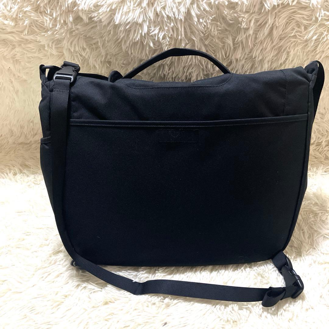 パタゴニア patagonia ハーフマスhalfmass メッセンジャーバッグ