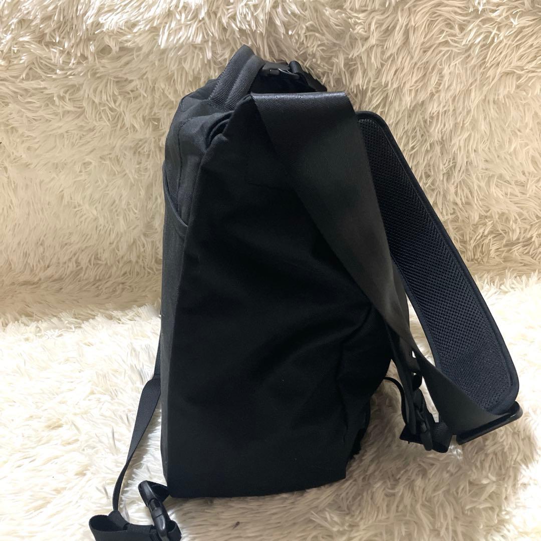 パタゴニア patagonia ハーフマスhalfmass メッセンジャーバッグ