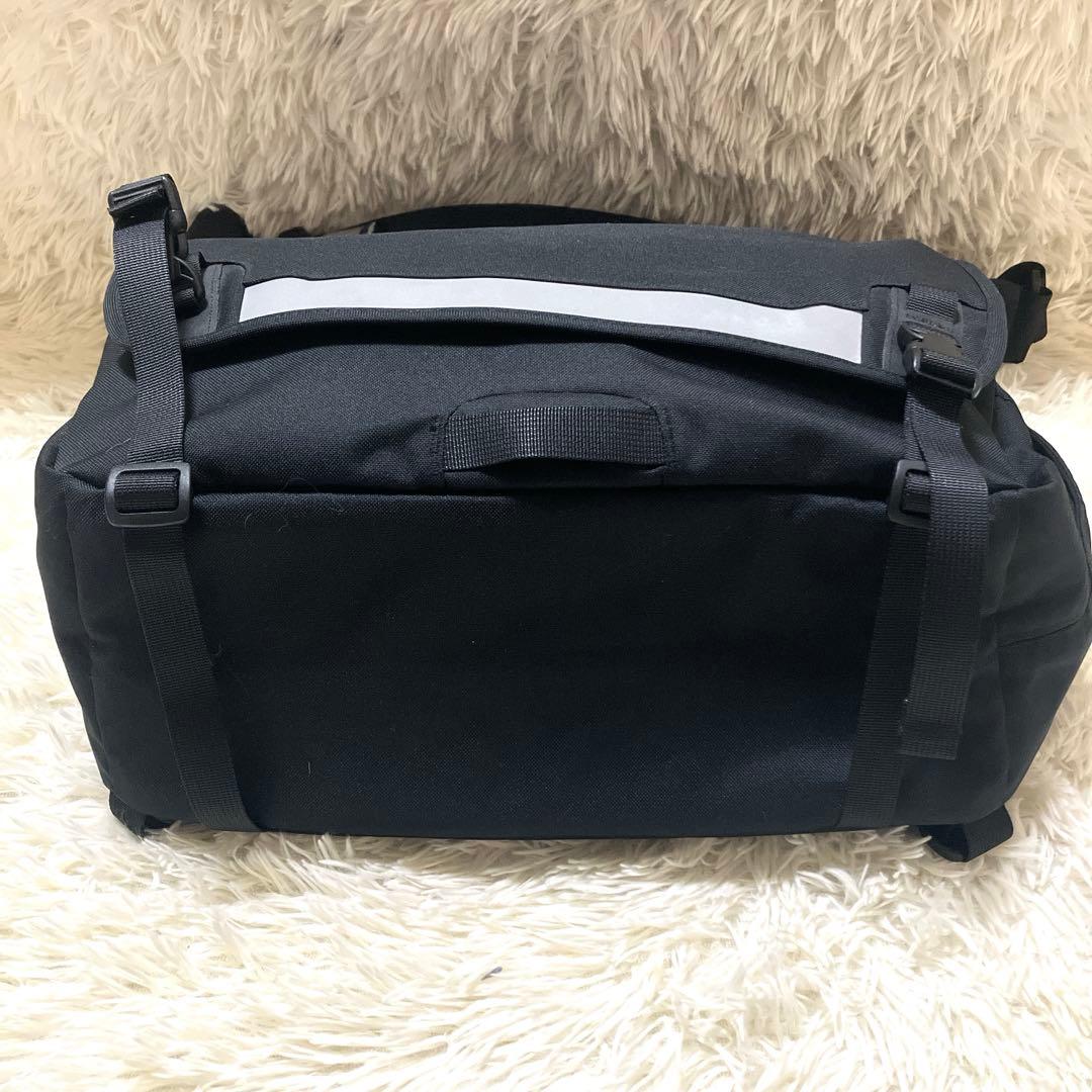 パタゴニア patagonia ハーフマスhalfmass メッセンジャーバッグ