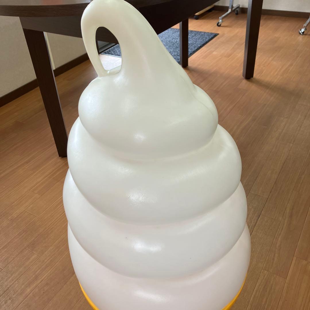 日生ソフトクリーム照明ライト