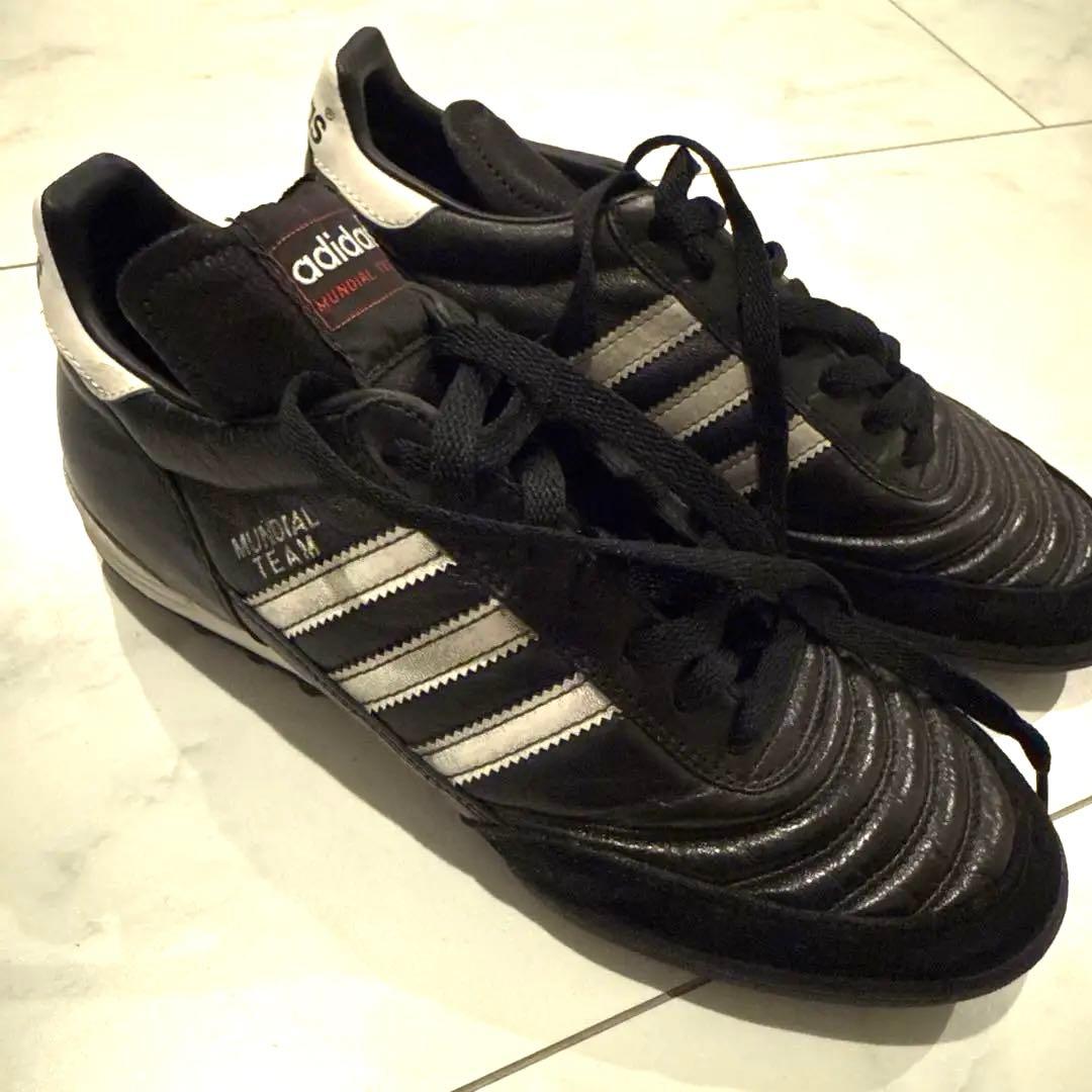 adidas Mundial Team ブラック/ホワイト　26cm