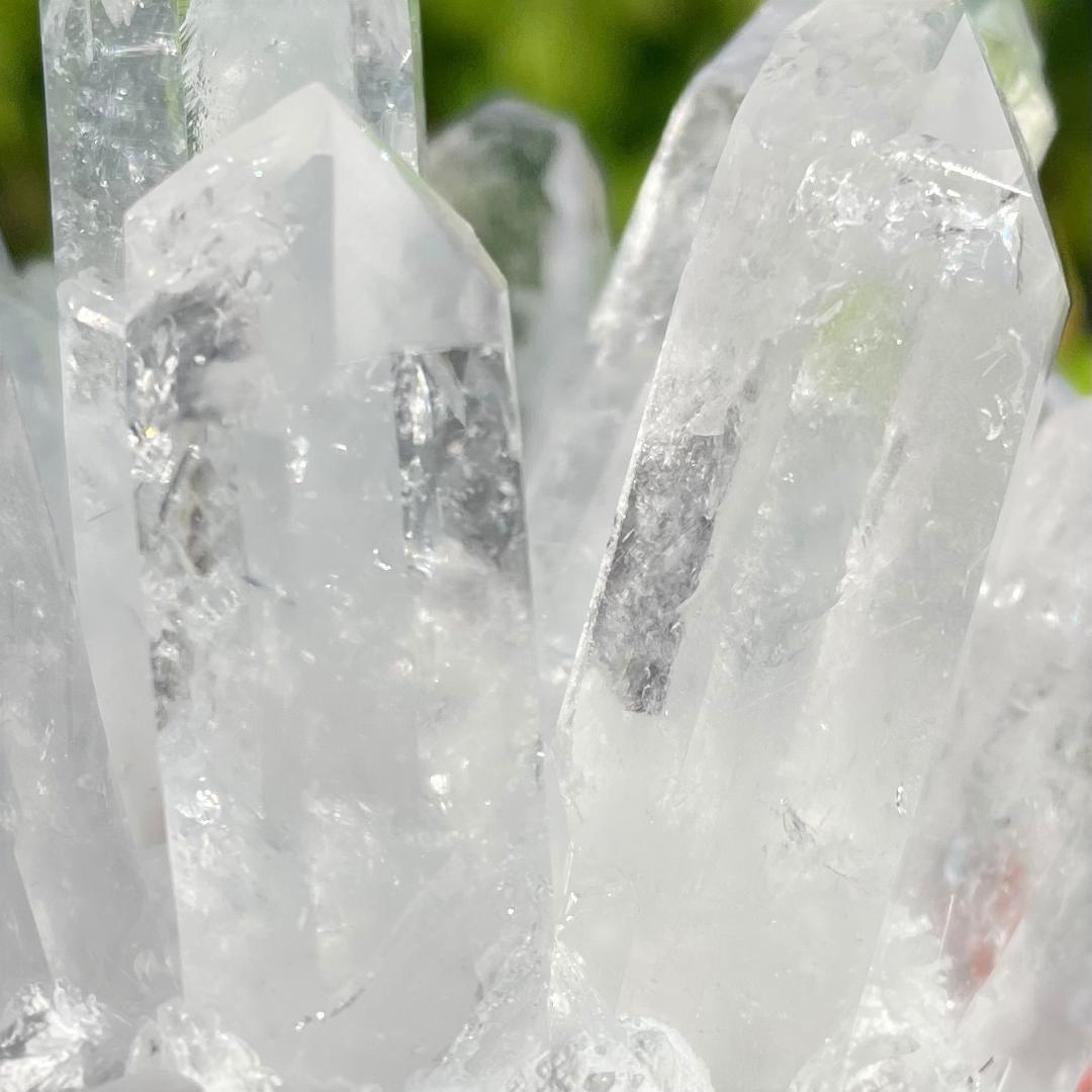 【大きめずっしり２９３g】天然石 虹 サシ クラスター 原石 菊水晶 クリスタル