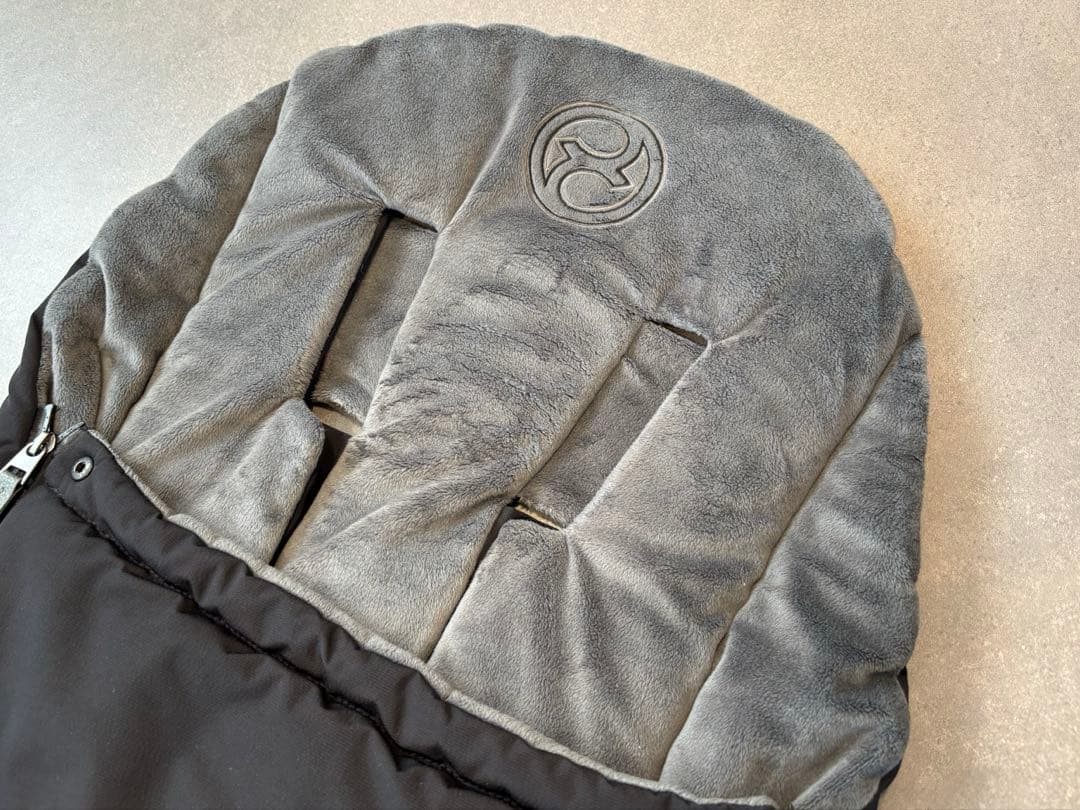 【美品】サイベックス Cybex フットマフ プラチナム