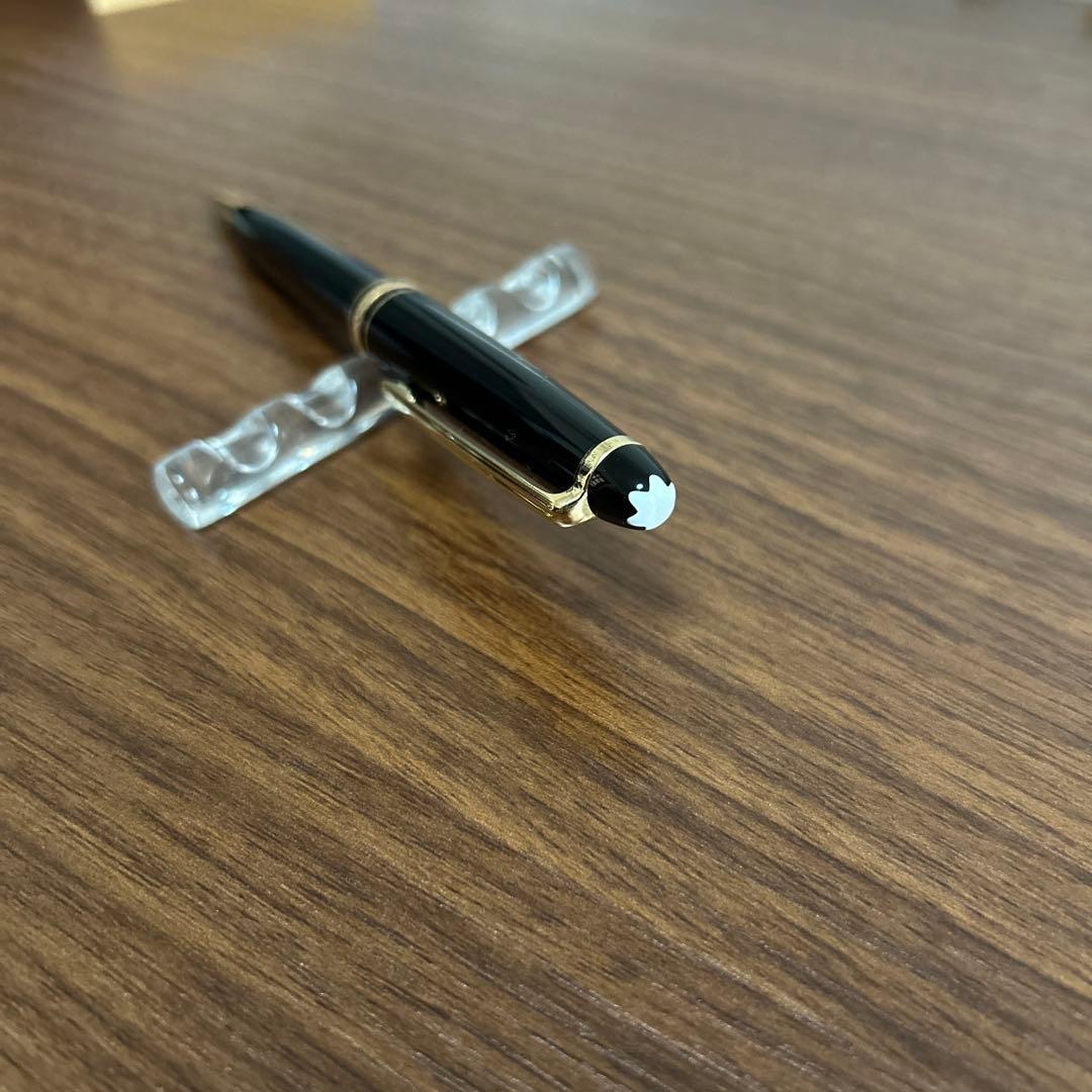 モンブラン　マイスターシュテック　ボールペン 黒 montblanc