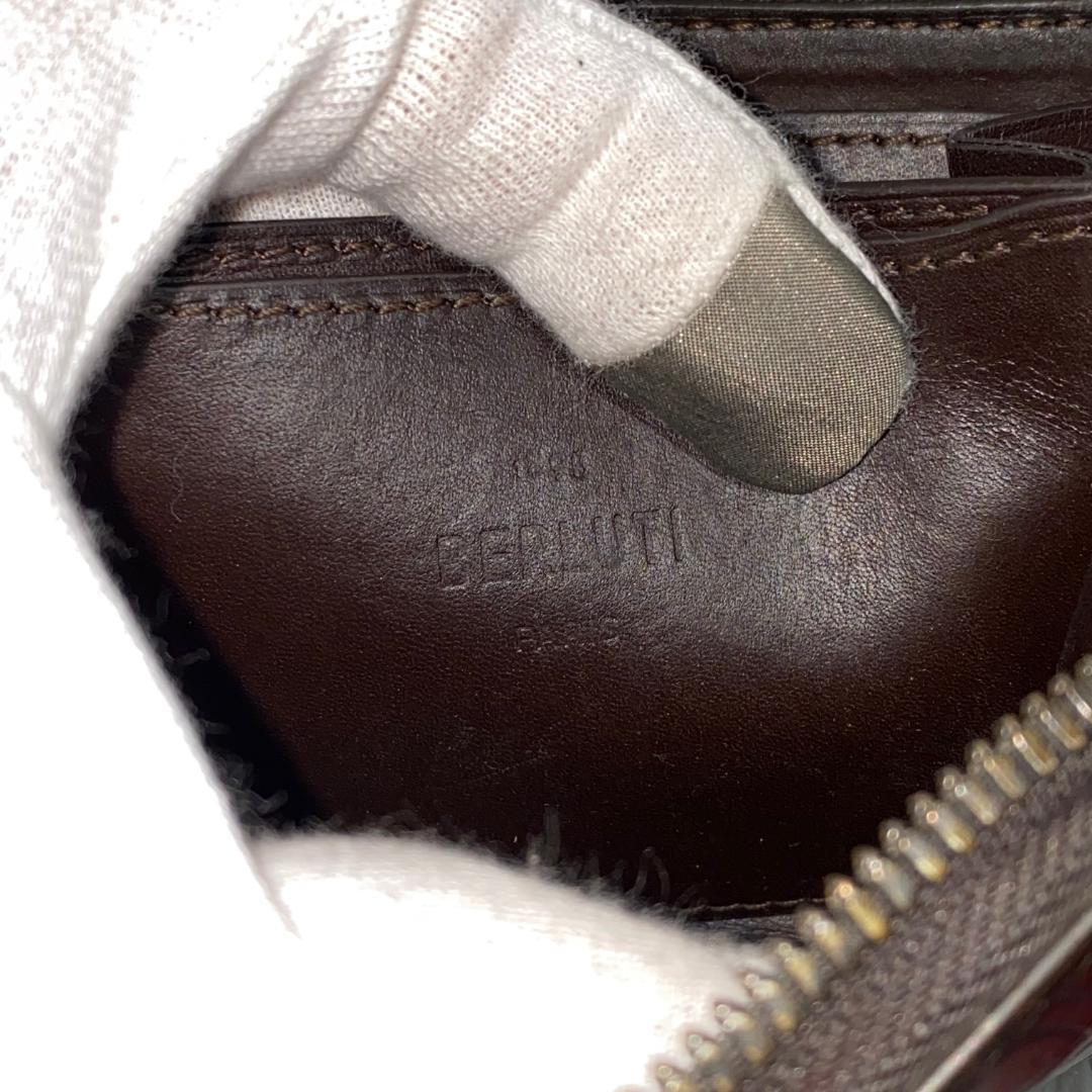 ベルルッティ ワパ カリグラフィ ケース ラウンドジップ