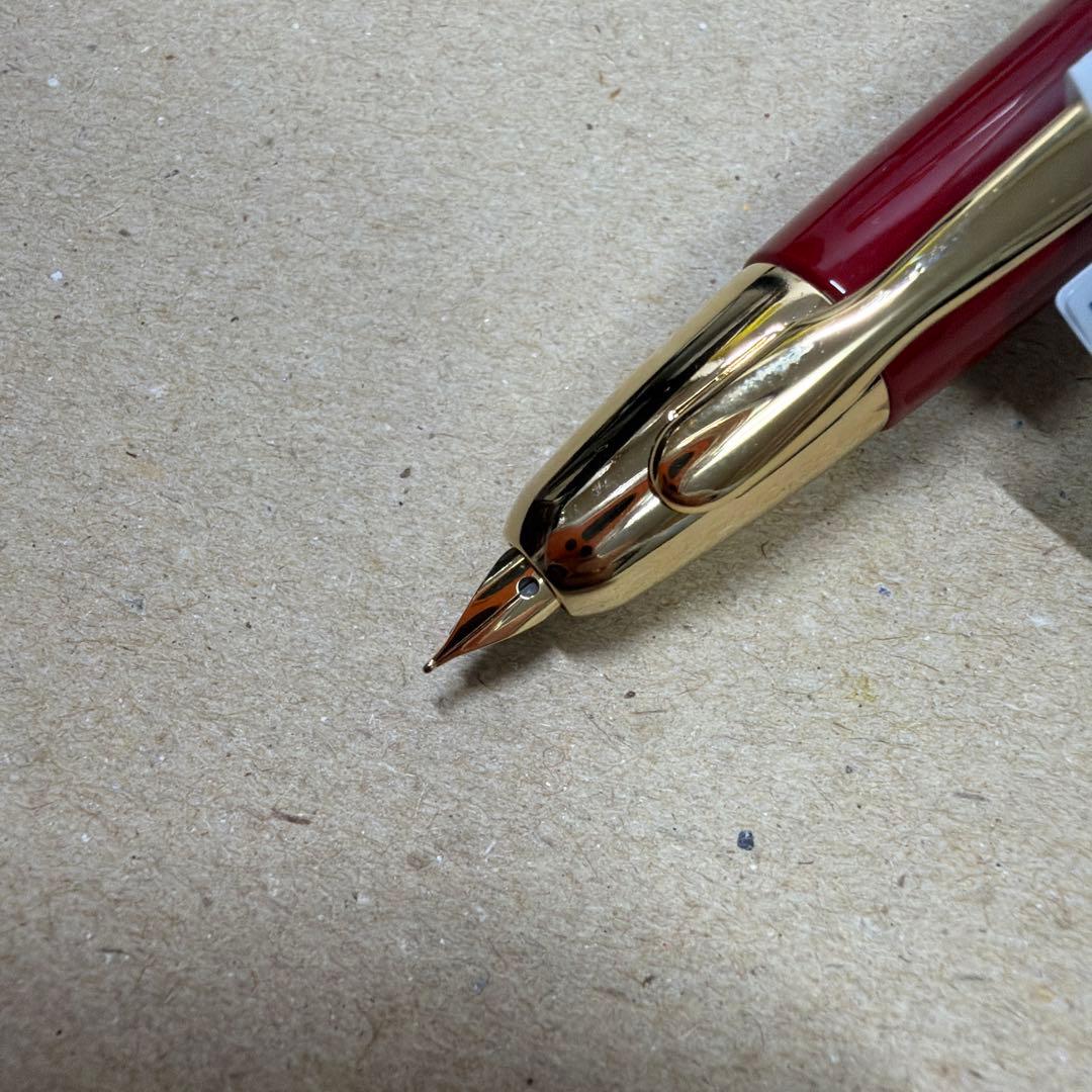 新品 PILOT パイロット Capless キャップレス 万年筆 赤 18k