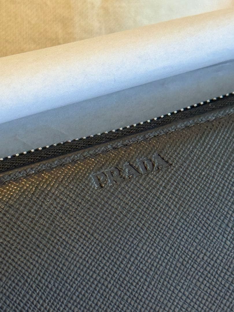 ゴリ　美品　PRADA 長財布PORTAFOGLIO LAMPO SA