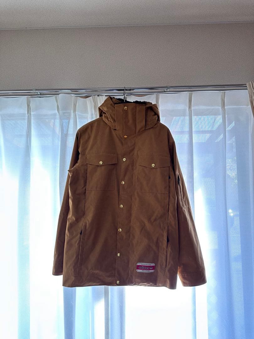 adidas スノーウェア