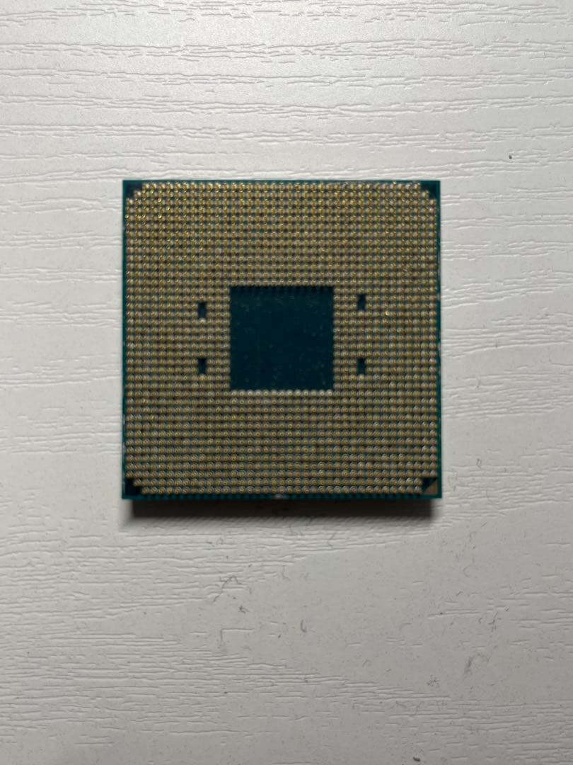 AMD Ryzen 5 5600 CPU ピン折れあり約8本　ジャンク