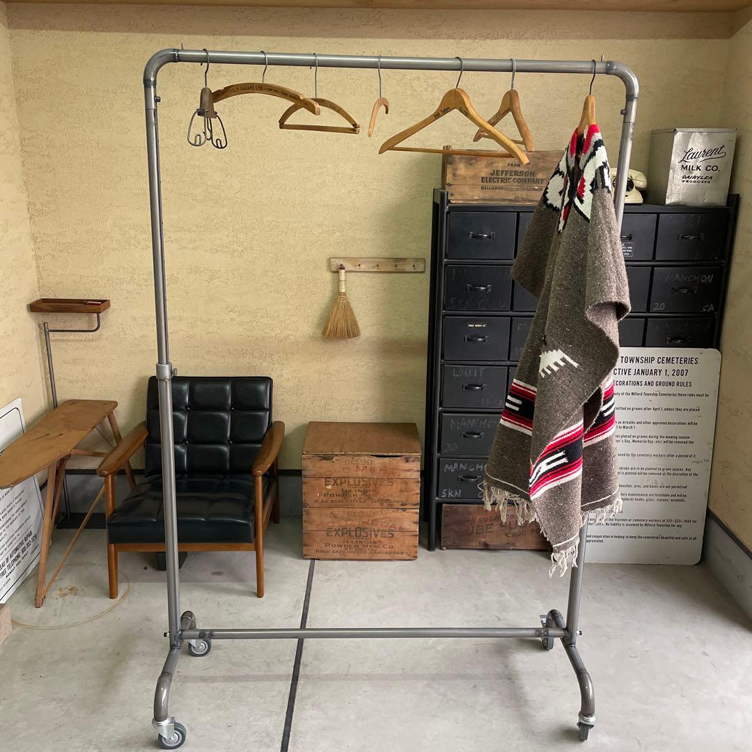 【残1】 インダストリアル シャビー 鉄製 配管 パイプ ハンガーラック 無骨