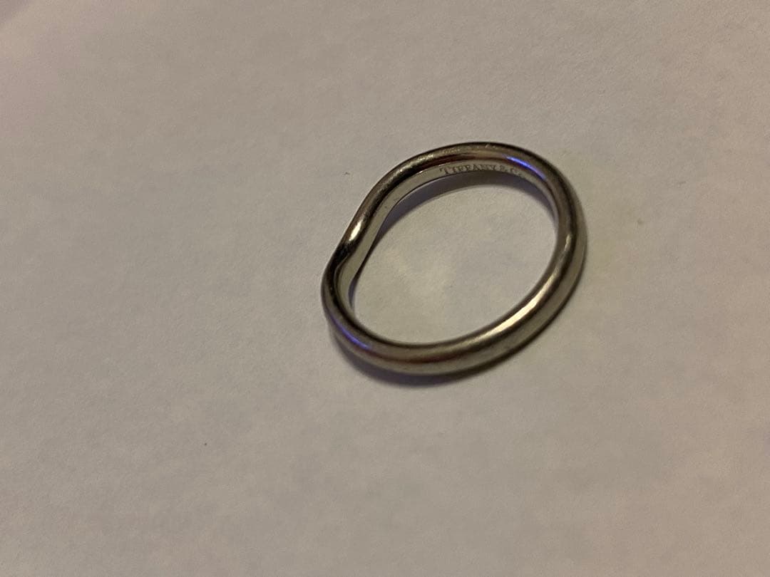 Pt950 プラチナリング　ティファニー カーブド バンド