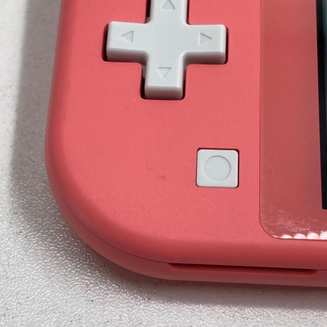任天堂　ニンテンドー　Nintendo Switch Lite　コーラル