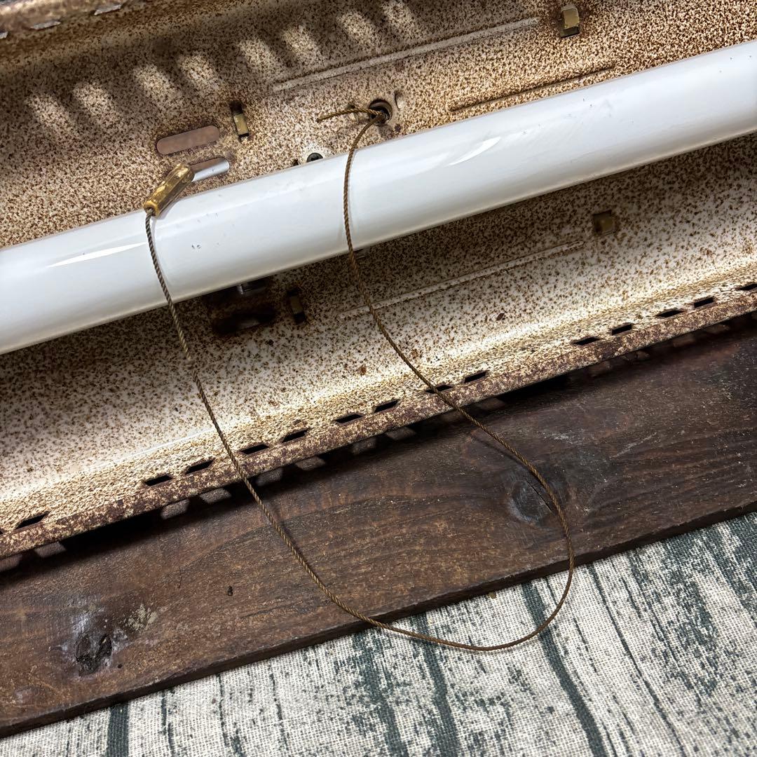 【ジャンク】ナショナル　昭和レトロ 蛍光灯 角形ランプ