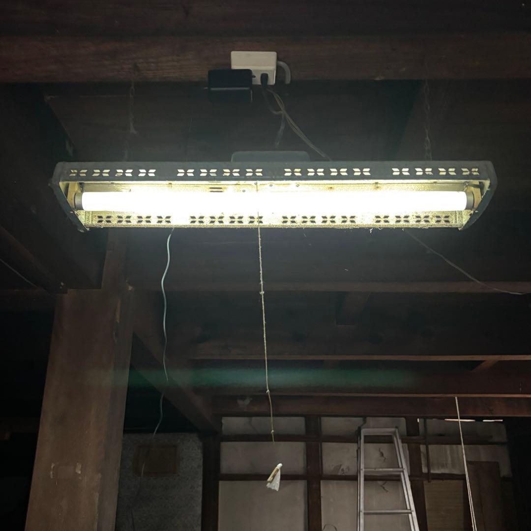 【ジャンク】ナショナル　昭和レトロ 蛍光灯 角形ランプ