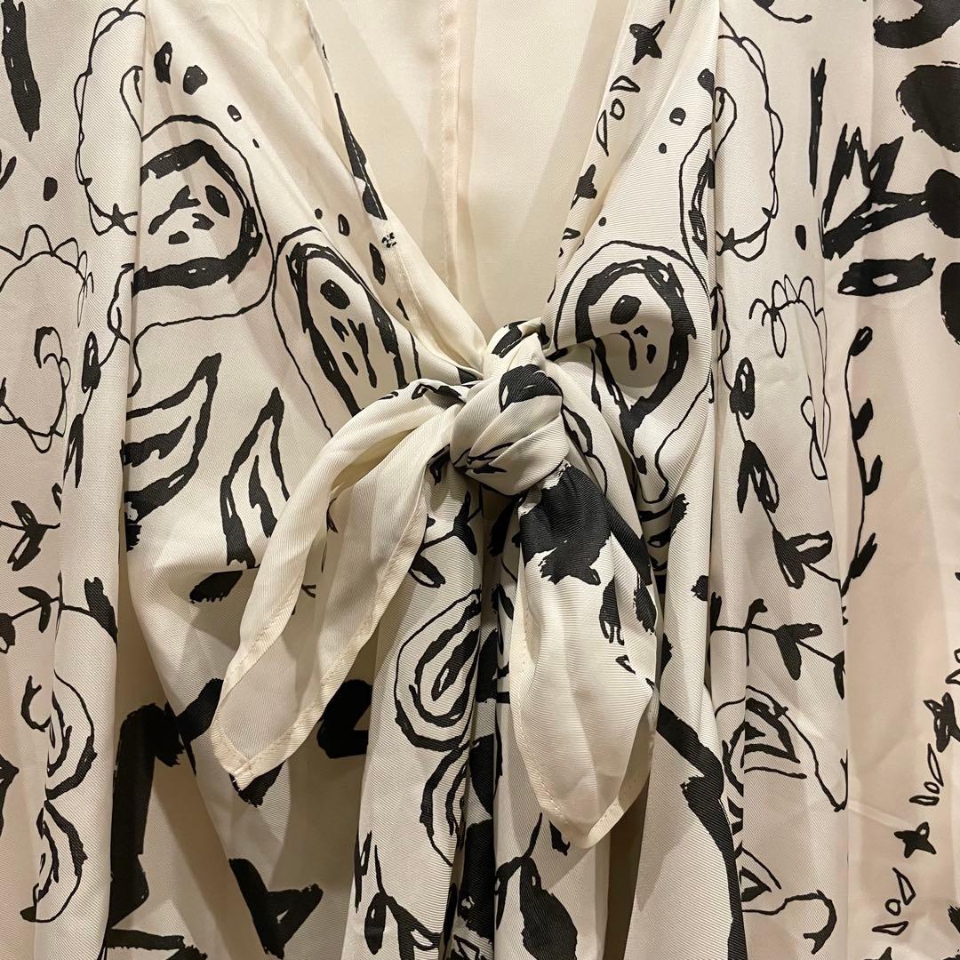 nanalove777888　カリテ×マニプリ　スカーフタイブラウス