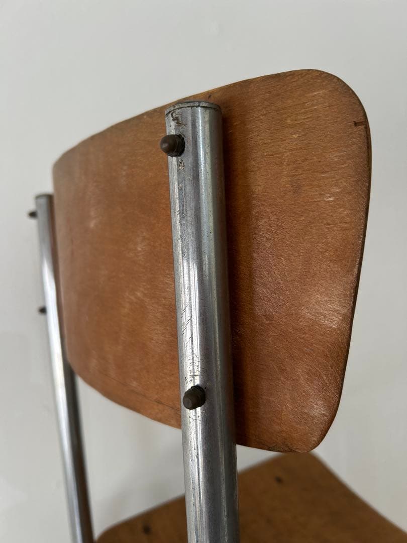 ビンテージ　フランス　1940年代　❶ スチールパイプ　チェア