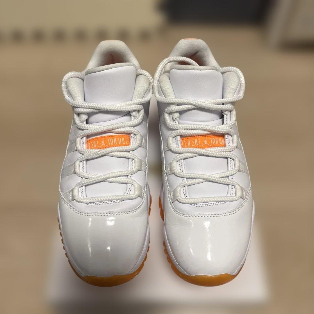 Air Jordan 11 ホワイト/オレンジ