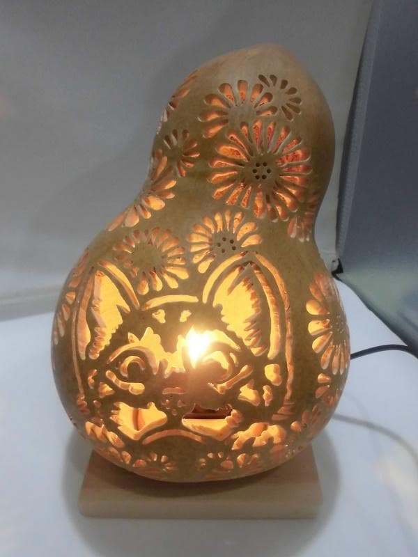 ひょうたんランプ　猫とお花