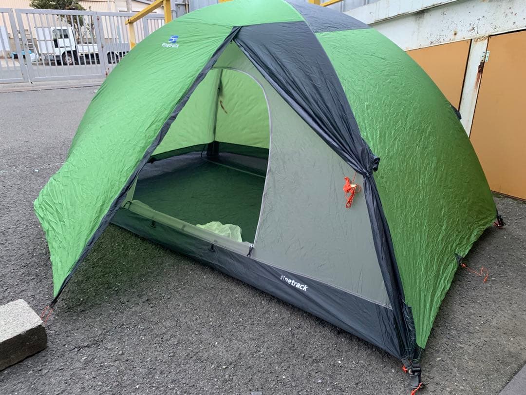 ファイントラックカミナドーム2グリーン フットプリント付