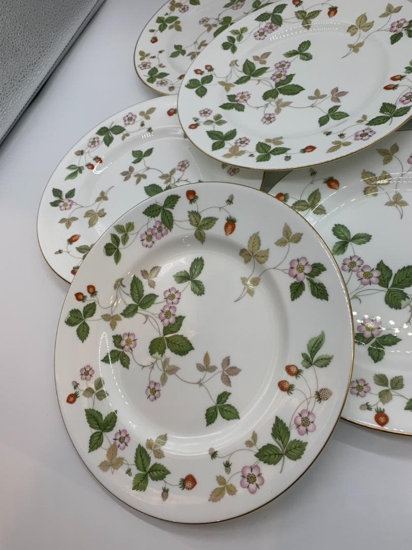 ■ウェッジウッド■ワイルドストロベリー　直径22.5cm　６枚　中皿　セット