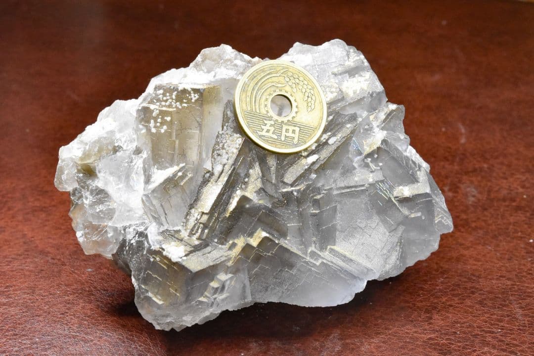 パキスタン バロチスタン州産 イリデッセンスフローライト 大き目