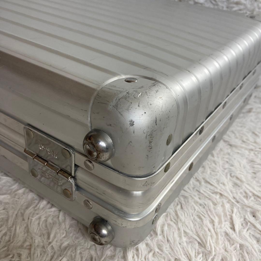 RIMOWA リモワ キャリーケース アタッシュケース 鍵付き シルバー