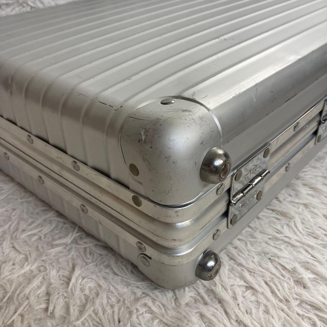 RIMOWA リモワ キャリーケース アタッシュケース 鍵付き シルバー