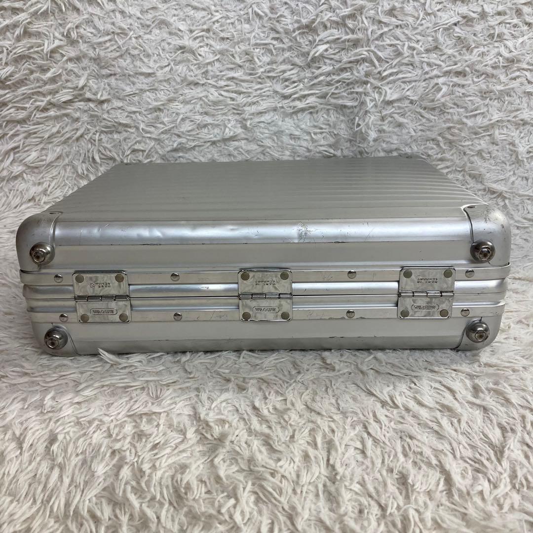 RIMOWA リモワ キャリーケース アタッシュケース 鍵付き シルバー