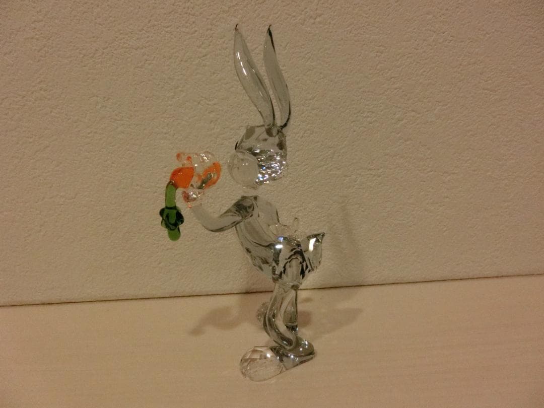 Peony　美品　スワロフスキー　バッグス・バニー＆トゥイーティー