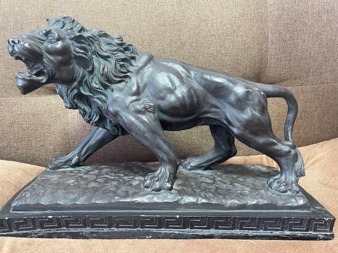 古代　ライオン　小物