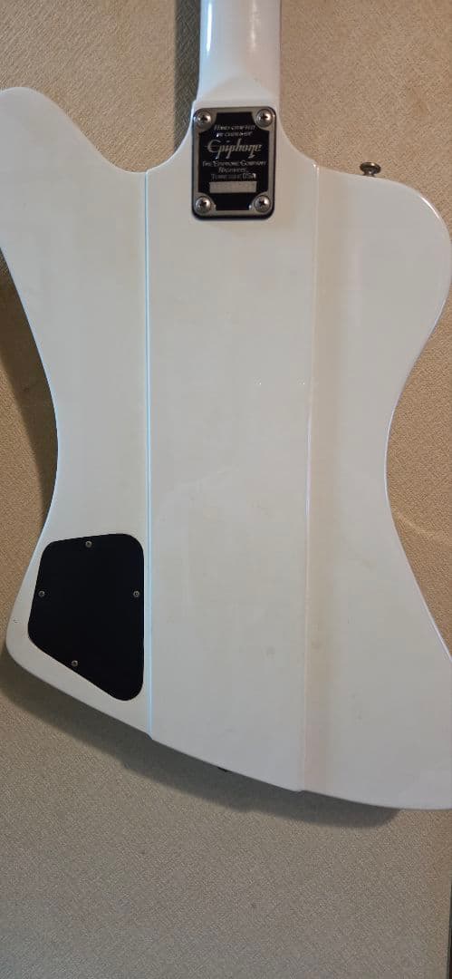 エピフォン サンダーバード ホワイト Epiphone Thunderbird