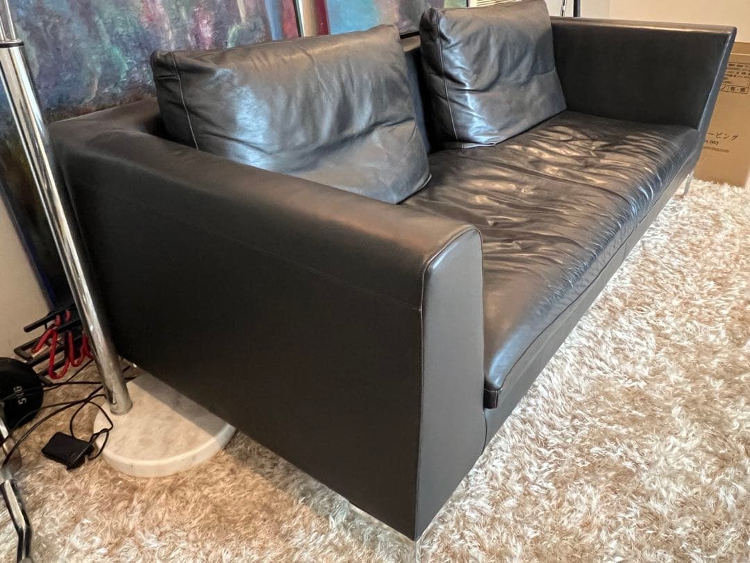 ぽめめ　黒 レザー 3人掛けソファ Charles
