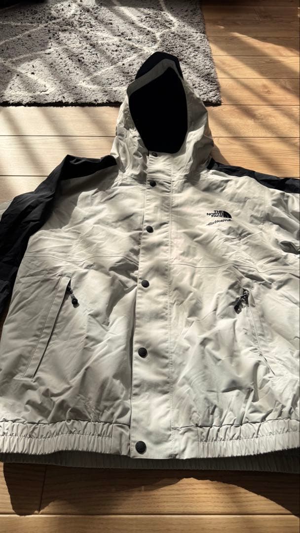 The North Face 92’ Extreme  jacket