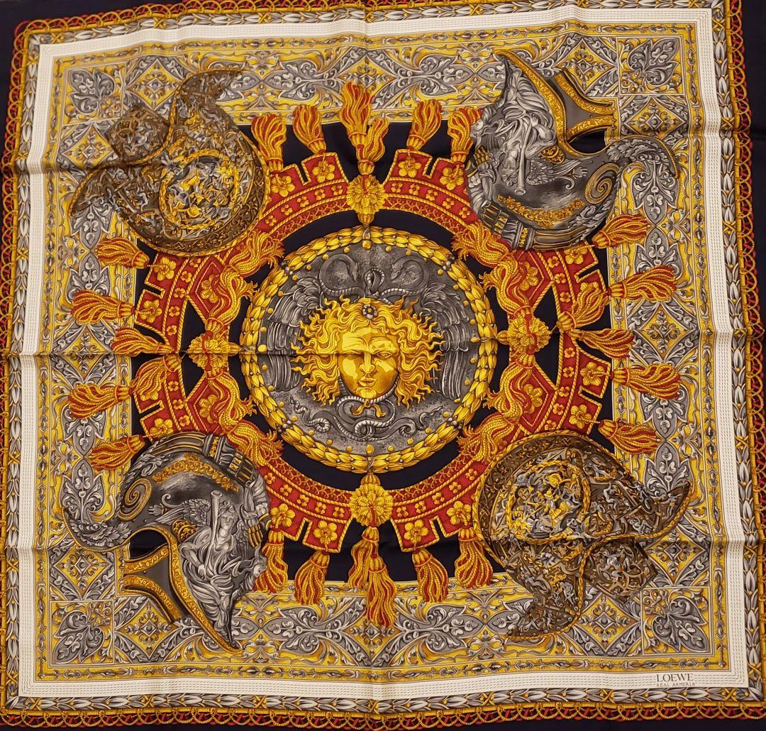 【美品】LOEWE 　ロエベ　ヴィンテージ　シルク100%　大判　イタリア製