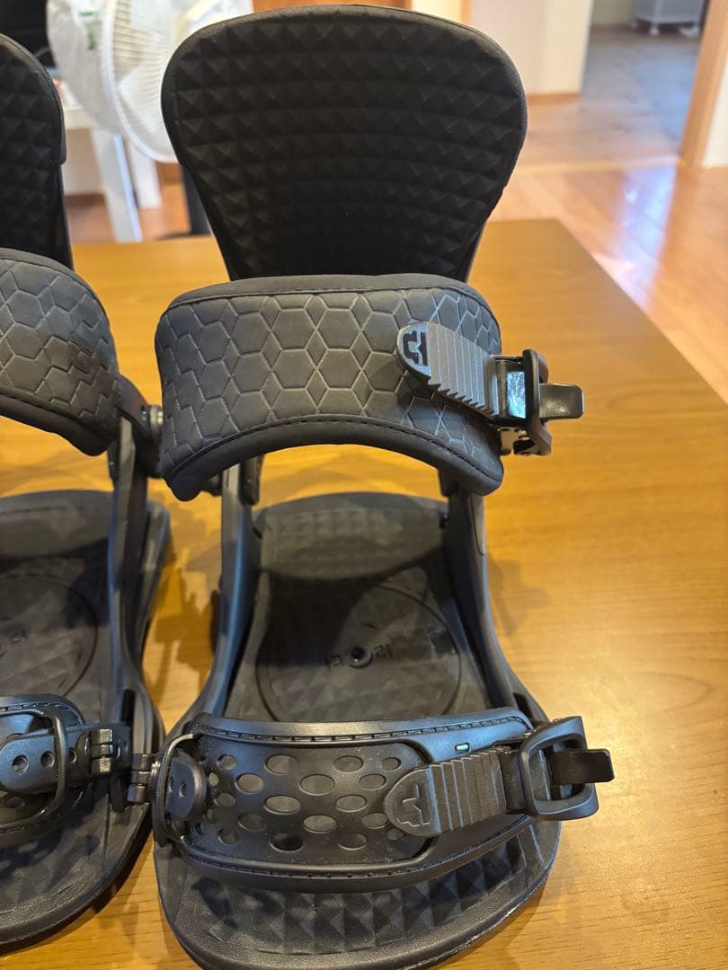 Union ブラック ビンディング