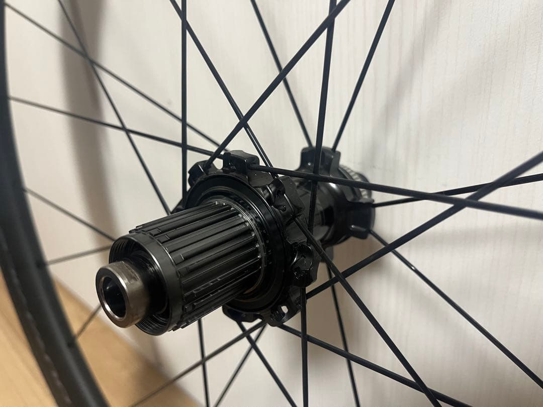 シマノ DURA-ACE WH-R9270-C50-TL リアホイール カーボン