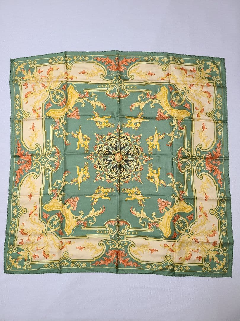 値下げ♪ETRO シルク スカーフ アラベスク柄 天使柄 イタリア製