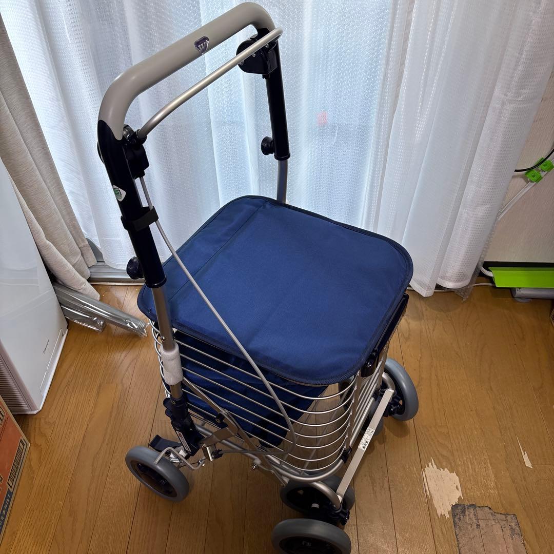 シルバーカー 折りたたみ式 ネイビー　スワレル