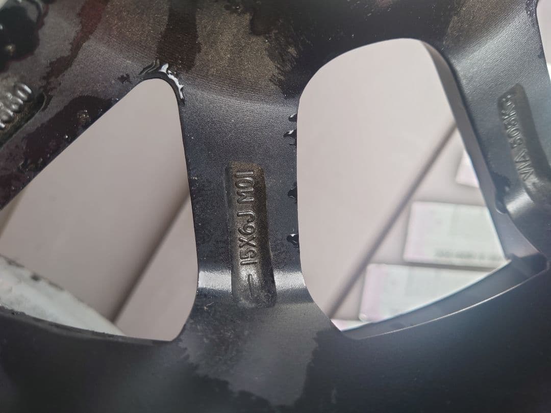 ノア　ヴォクシー　スタッドレスタイヤ　ホイール付き